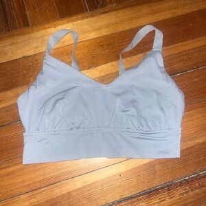 NWOT Aerie twist back gray sports bra sized extra large